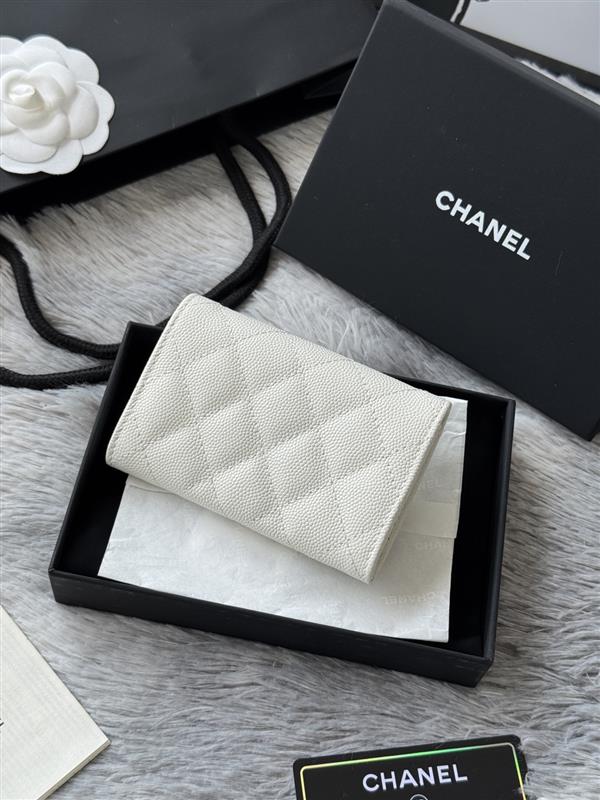 2026127215527142 260